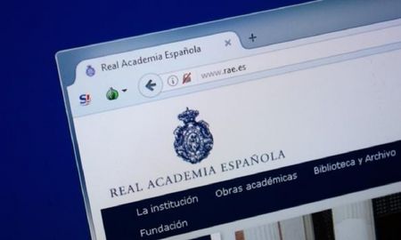 El lenguaje inclusivo sigue trayendo polémica y en esta oportunidad quien fue contundente con el rechazo a su uso fue ni más ni menos que la RAE. El lenguaje inclusivo sigue trayendo polémica y en esta oportunidad quien fue contundente con el rechazo a su uso fue ni más ni menos que la RAE.