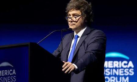 Javier Milei se refirió a las versiones que señalaban la eliminación del monotributo. Javier Milei se refirió a las versiones que señalaban la eliminación del monotributo.