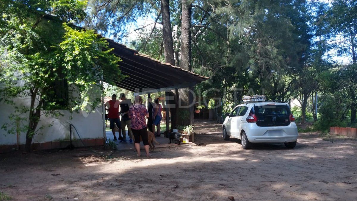 A pocas horas de empezadas las vacaciones, una familia debió regresar porque les vaciaron la casa