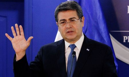 Honduras extraditará al expresidente Juan Orlando Hernández a Estados Unidos por narcotráfico. Honduras extraditará al expresidente Juan Orlando Hernández a Estados Unidos por narcotráfico.