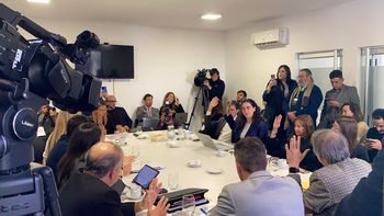 La comisión de Peticiones rechazó la impugnación de Granata sobre Oliveras