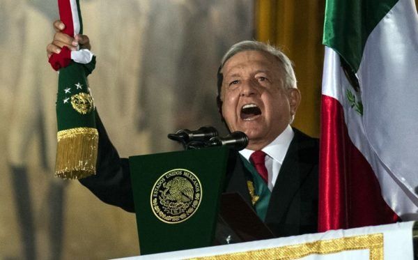 El primer grito de Andrés Manuel López Obrador causó sensación