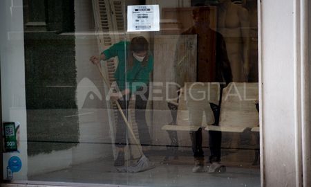 El acuerdo, que engloba a más de un millón de trabajadores, fue firmado por las cámaras de Comercio y Servicios (CAC), Confederación de la Mediana Empresa (Came) y la de Entidades Comerciales Argentinas (Udeca). El acuerdo, que engloba a más de un millón de trabajadores, fue firmado por las cámaras de Comercio y Servicios (CAC), Confederación de la Mediana Empresa (Came) y la de Entidades Comerciales Argentinas (Udeca).