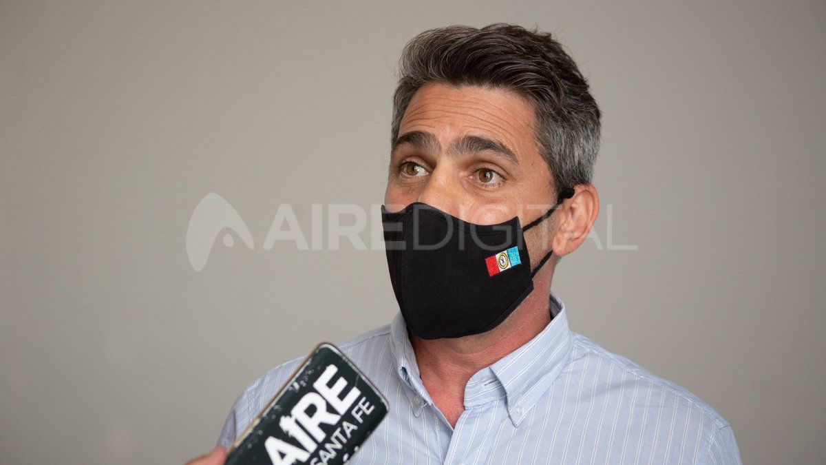 El concejal justicialista, Juan José Saleme expresó que “el aumento del boleto profundiza la crisis del sistema” y lamentó que “es la única idea que tienen, aumentar y ajustar recorridos”.