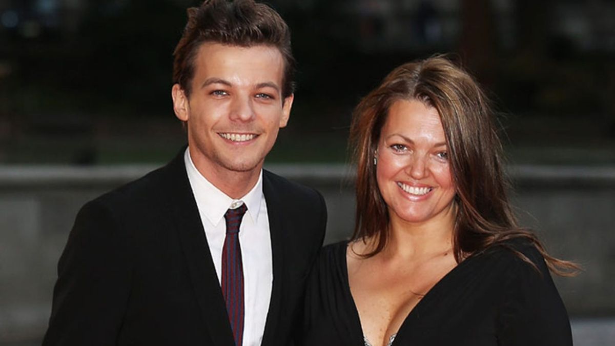 Johannah Deakin, mamá de Louis Tomlinson, murió a los 42 años tras perder la batalla contra la leucemia. Johannah Deakin, mamá de Louis Tomlinson, murió a los 42 años tras perder la batalla contra la leucemia.