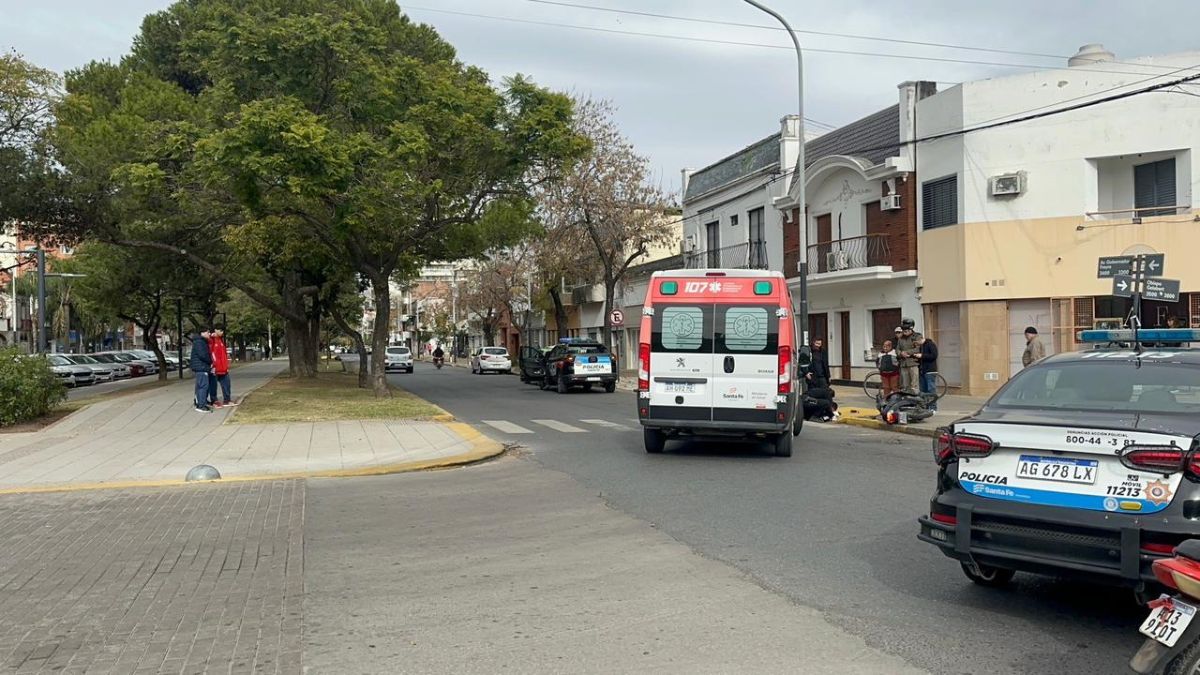 A raíz del operativo, el tránsito fue interrumpido sobre Avenida Freyre y se normalizó alrededor de las 13.30, una vez que culminaron los peritajes. A raíz del operativo, el tránsito fue interrumpido sobre Avenida Freyre y se normalizó alrededor de las 13.30, una vez que culminaron los peritajes.