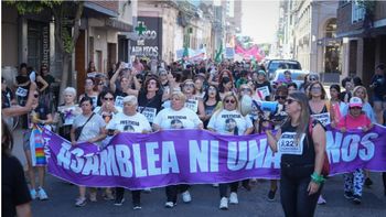 La ciudad de Santa Fe se movilizó este 25N en reclamo contra la violencia de género.