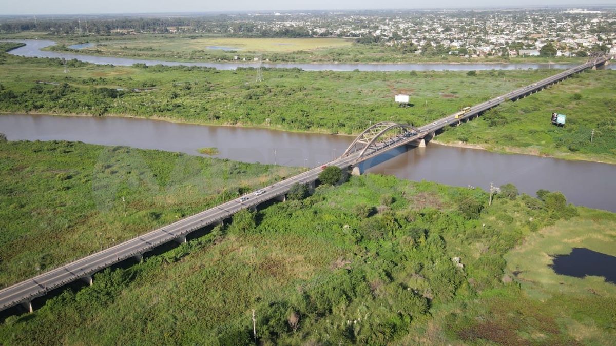 Maximiliano Pullaro Se Entusiasma Con La Idea De Hacer Un Nuevo Puente