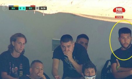 El hijo de Riquelme estuvo en el Superclásico tras volver de un viaje de egresados con contagiados de covid-19 El hijo de Riquelme estuvo en el Superclásico tras volver de un viaje de egresados con contagiados de covid-19