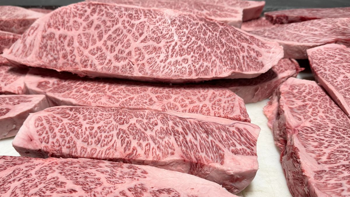 La reciente popularidad del Denver Steak se debe principalmente a que este corte de carne es suave. La reciente popularidad del Denver Steak se debe principalmente a que este corte de carne es suave.