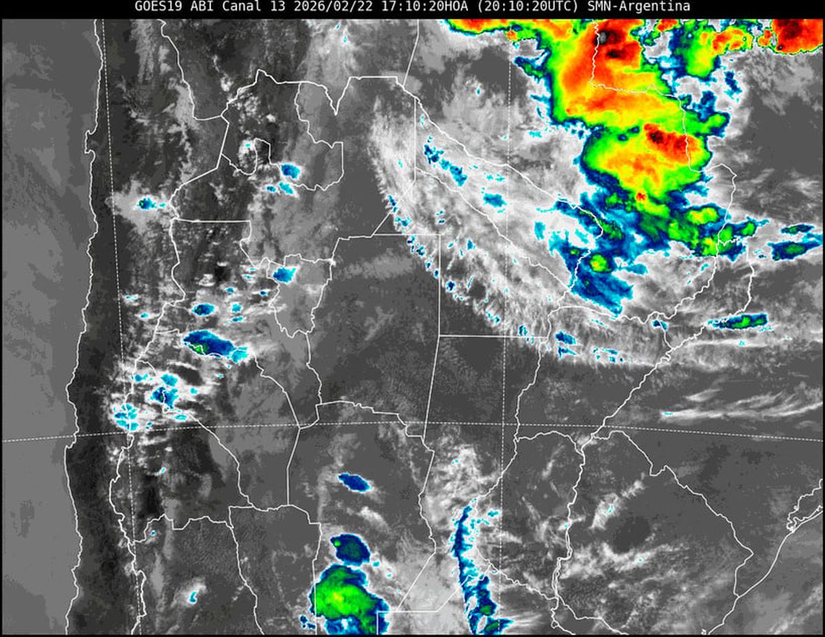 La imagen satelital nos muestra que hay abundante nubosidad en el centro y sur de la provincia, mientras el norte tiene menor cobertura.&nbsp;