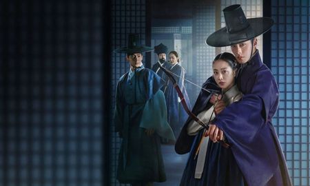 Este K-drama romántico histórico lleno de misterio y pasión está en Netflix. Este K-drama romántico histórico lleno de misterio y pasión está en Netflix.