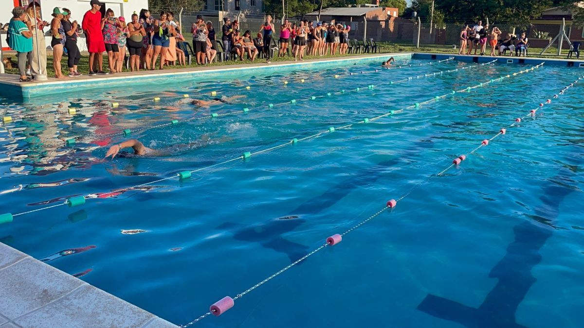Este viernes fue inaugurado el natatorio Jorge Newbery en la ciudad de Sauce Viejo.