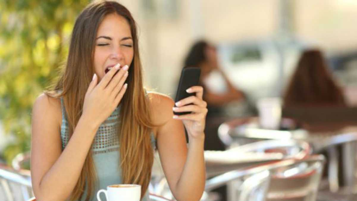 Las actualizaciones detectan la degradaci&oacute;n de la bateria de litio y el tel&eacute;fono se hace m&aacute;s lento.&nbsp;