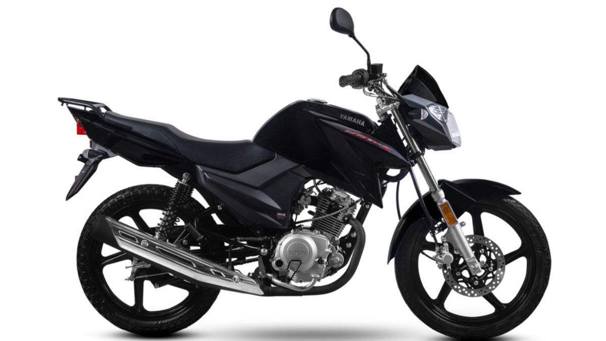 La Yamaha YBR125 Z es una moto de calle diseñada para ofrecer una conducción cómoda y práctica. La Yamaha YBR125 Z es una moto de calle diseñada para ofrecer una conducción cómoda y práctica.