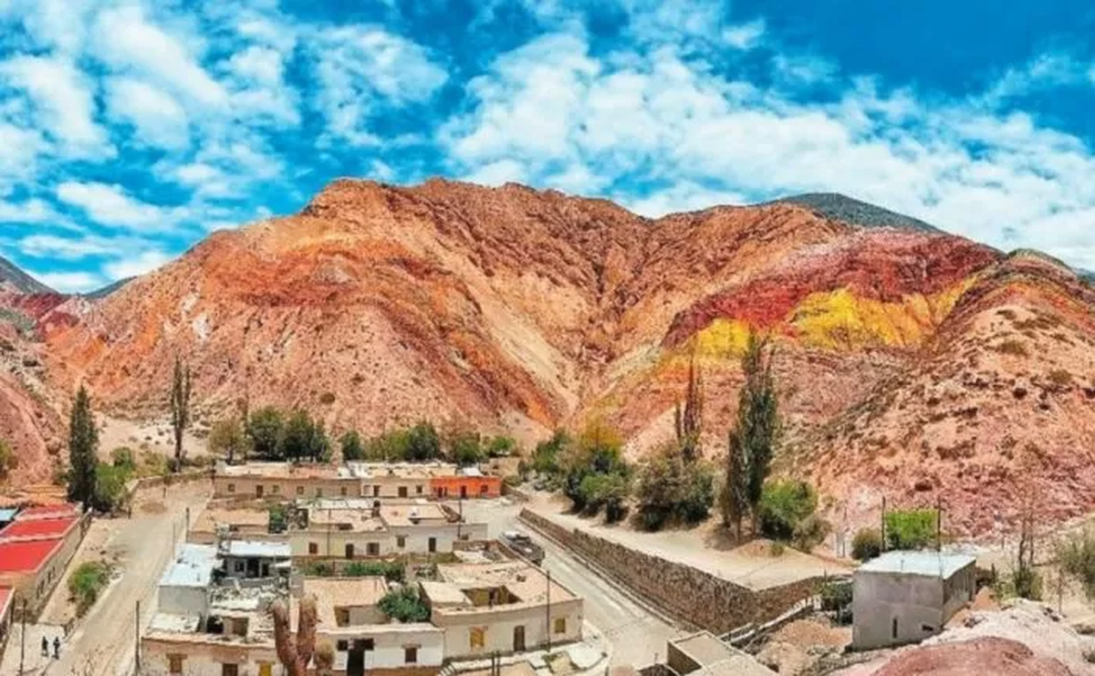 Recorrer la ruta del norte argentino siempre es una buena idea: en est&aacute; zona, la Ruta 40 incluye vi&ntilde;edos, monta&ntilde;as, salinas, valles y gastronom&iacute;a.