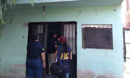 Villa Gobernador Gálvez: detuvieron al presunto estafador Villa Gobernador Gálvez: detuvieron al presunto estafador