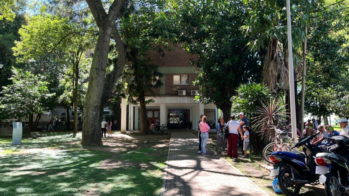 La reunión estaba prevista para este miércoles por la mañana en la sede del Ministerio de Desarrollo en Santa Fe. 