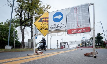 Para los trabajos, se requiere un período de fraguado sin las vibraciones del paso de vehículos. Para los trabajos, se requiere un período de fraguado sin las vibraciones del paso de vehículos.