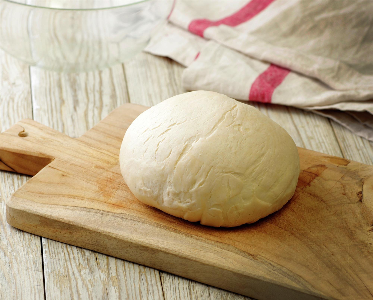 La pizza es uno de los platos más deliciosos y su masa es muy sencilla de hacer, y lleva ingredientes que seguro tenés. La pizza es uno de los platos más deliciosos y su masa es muy sencilla de hacer, y lleva ingredientes que seguro tenés.