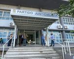 Dirigentes de todos los sectores del Partido Justicialista de Santa Fe mantuvieron un encuentro en la sede partidaria de la capital provincial y coincidieron en destacar como “positivo” el acercamiento de representantes. Dirigentes de todos los sectores del Partido Justicialista de Santa Fe mantuvieron un encuentro en la sede partidaria de la capital provincial y coincidieron en destacar como “positivo” el acercamiento de representantes.