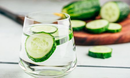 agua de pepino: estos son los beneficios que aporta a nuestro cuerpo agua de pepino: estos son los beneficios que aporta a nuestro cuerpo
