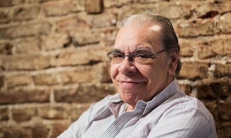 Enrique Pinti consolidó 60 años de carrera en el ámbito de la televisión, la radio, el teatro, el cine, la literatura y la música. Enrique Pinti consolidó 60 años de carrera en el ámbito de la televisión, la radio, el teatro, el cine, la literatura y la música.
