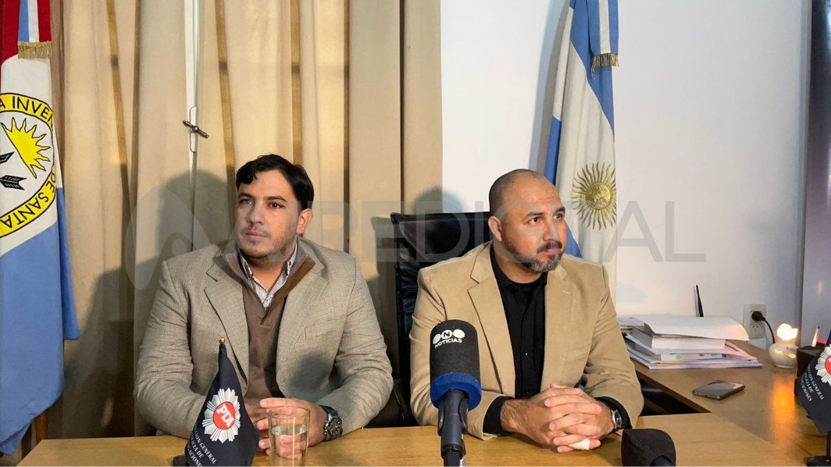 Silva y Ataide, jefes de la PDI, brindaron detalles del caso en conferencia de prensa