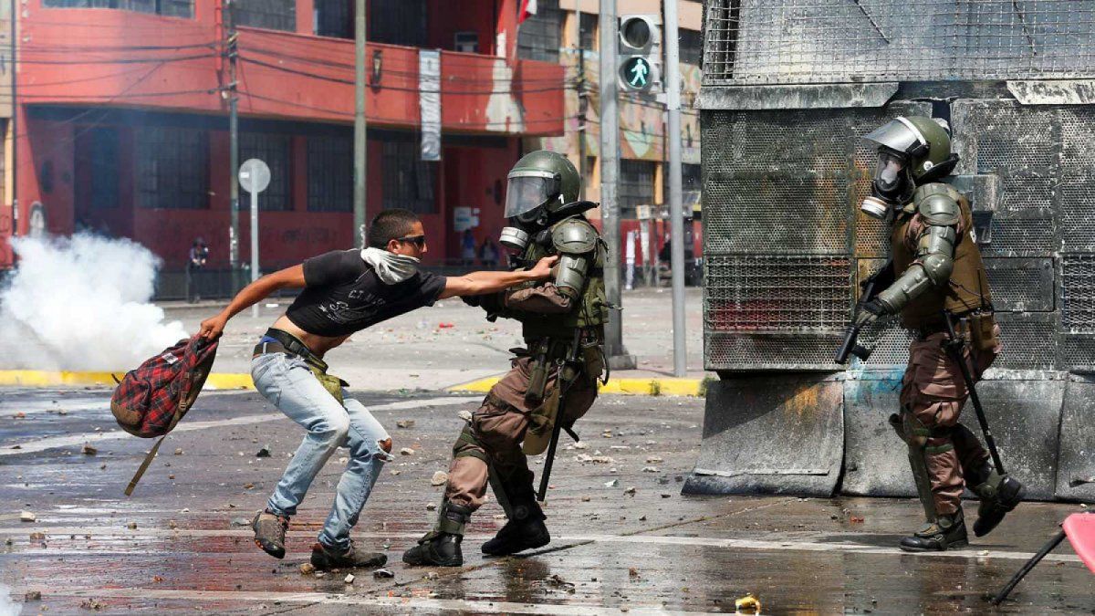 Represión en Chile: investigan 840 denuncias de violaciones de derechos humanos