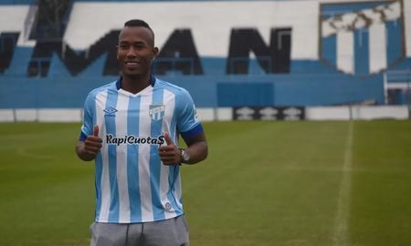 El mediocampista colombiano Andrés Balanta falleció este martes a causa de una descompensación. El mediocampista colombiano Andrés Balanta falleció este martes a causa de una descompensación.