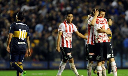 Unión vencía por 5° vez a Boca en La Bombonera, luego de una semana trágica por la muerte de Diego Barisone. Unión vencía por 5° vez a Boca en La Bombonera, luego de una semana trágica por la muerte de Diego Barisone.