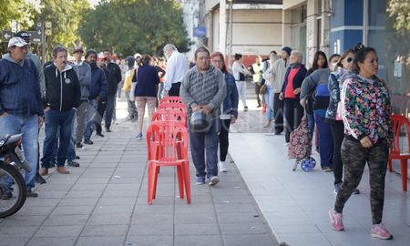 este jueves cobran quienes cobran menos de $17.859 y con dni terminado en 0 este jueves cobran quienes cobran menos de $17.859 y con dni terminado en 0