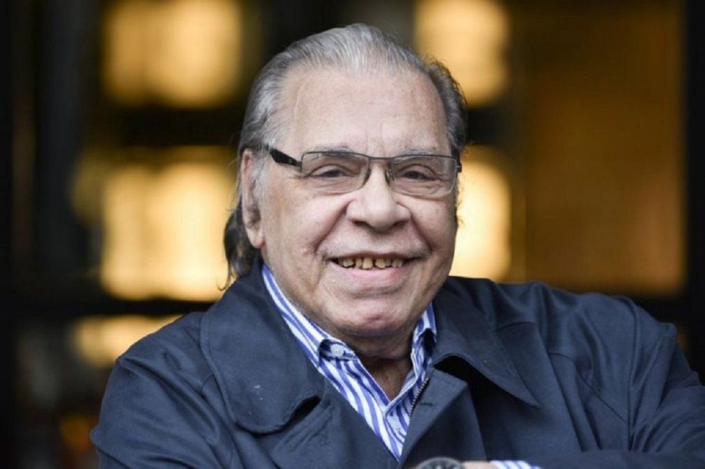 Mejora el estado de salud de Enrique Pinti.