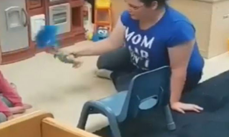 Dos niñeras traumaron a una nena de 2 años con una diabólica muñeca