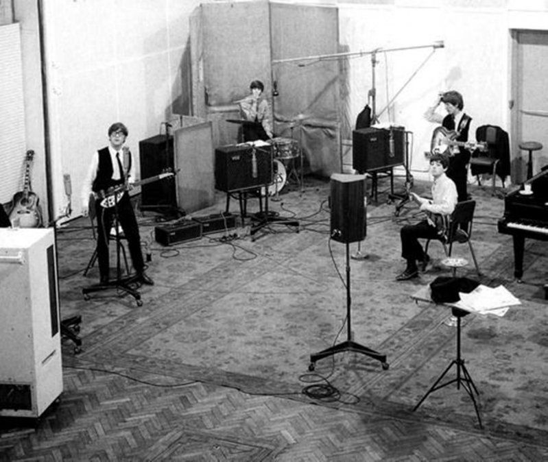 Los Beatles en el estudio 2 de EMI, donde grabaron gran parte de su obra