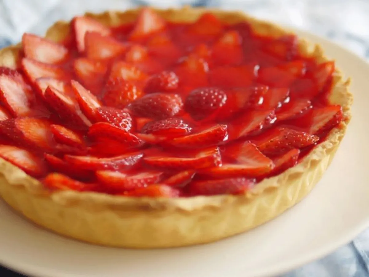 Aprendé a hacer la deliciosa tarta de frutillas que ama Lionel Messi.