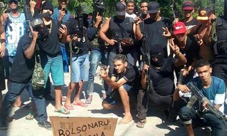 Los soldados del PCC desafían hasta el presidente de Brasil, Jair Bolsonaro. Los soldados del PCC desafían hasta el presidente de Brasil, Jair Bolsonaro.