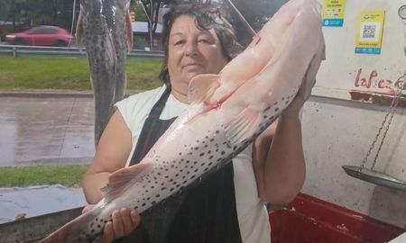 Olga Guzmán, la conocida vendedora de pescado de Colastiné Norte Olga Guzmán, la conocida vendedora de pescado de Colastiné Norte