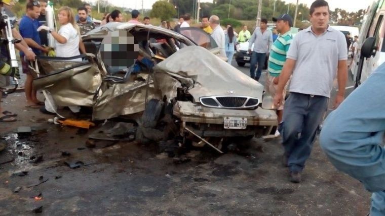 Dos choques frontales dejaron dos muertos en rutas de la región