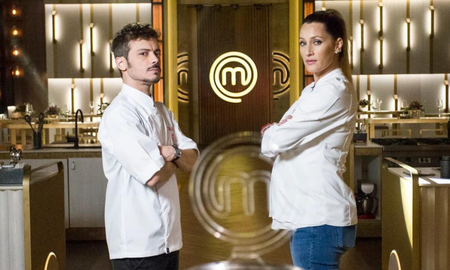 Mica Viciconte, finalista de MasterChef Celebrity 3, brindó una entrevista en la que se le escapó un dato de lo que será en las próximas horas. Mica Viciconte, finalista de MasterChef Celebrity 3, brindó una entrevista en la que se le escapó un dato de lo que será en las próximas horas.