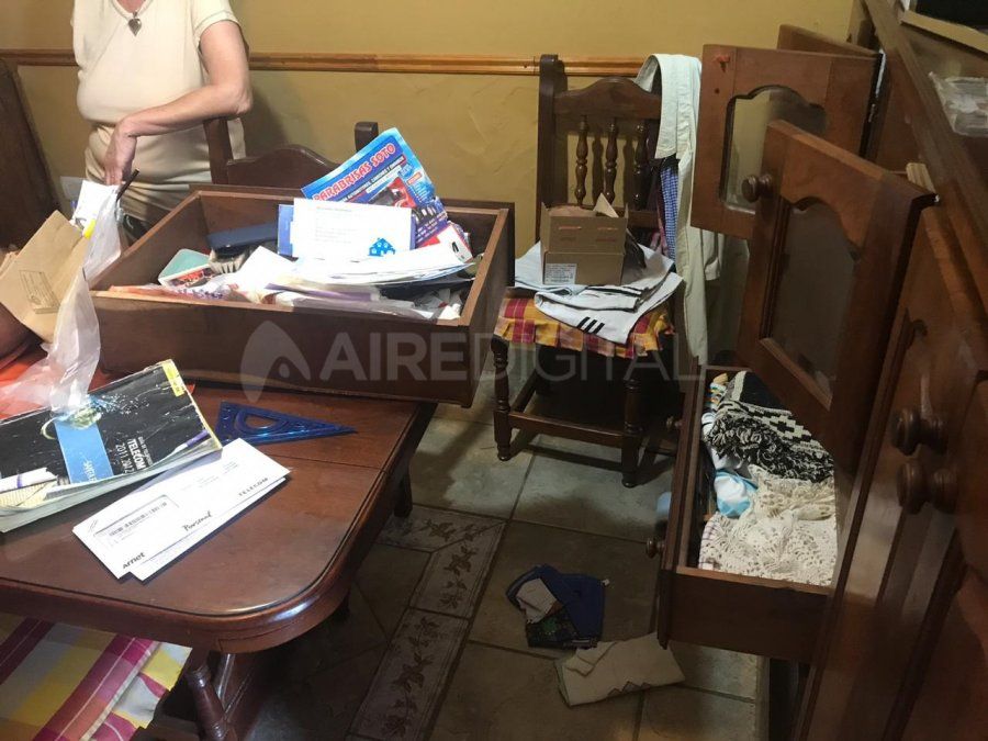Entraron a robar y se llevaron hasta la comida de la heladera