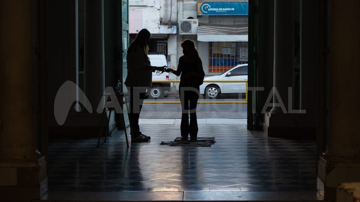 Con protocolos, los estudiantes de los últimos años regresaron a las aulas