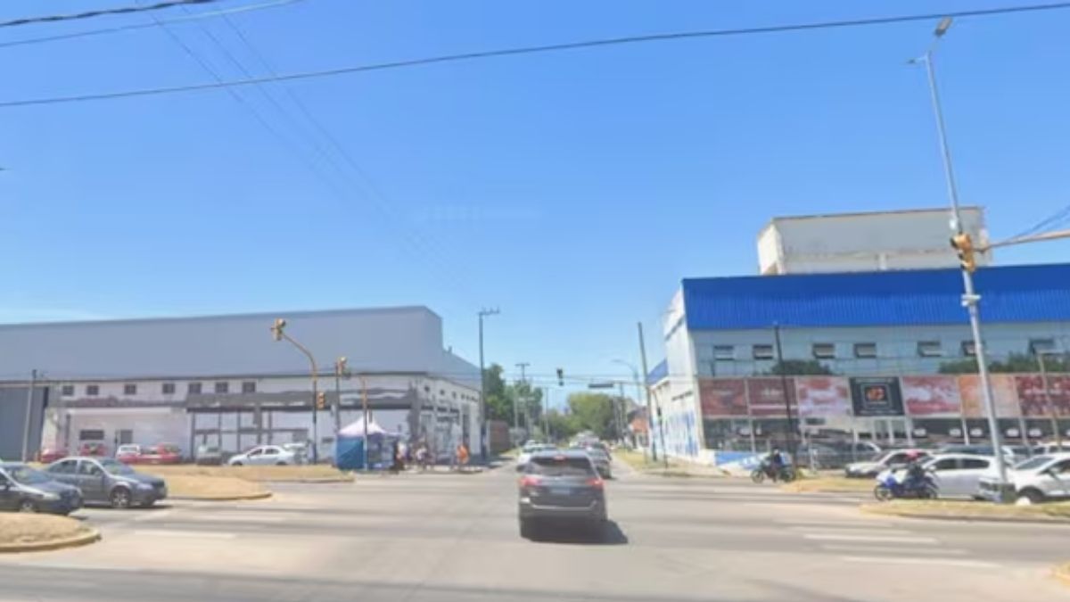 El agresor escapó tras efectuar el disparo y es intensamente buscado por la Justicia.