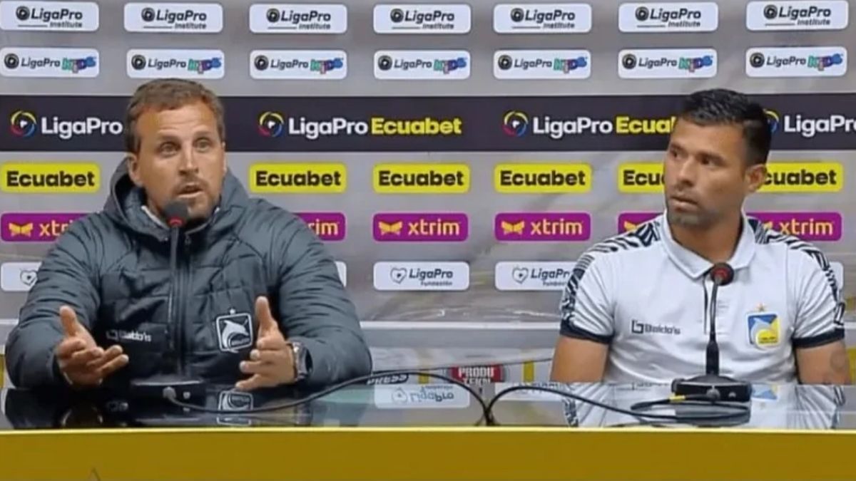 Nicolás Chietino, técnico de fútbol de Delfín de Ecuador. Nicolás Chietino, técnico de fútbol de Delfín de Ecuador.