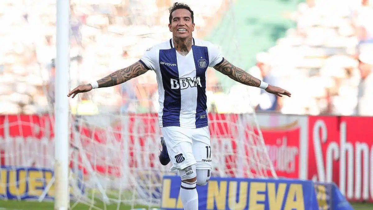 Dayro Moreno arregló su continuidad en Talleres