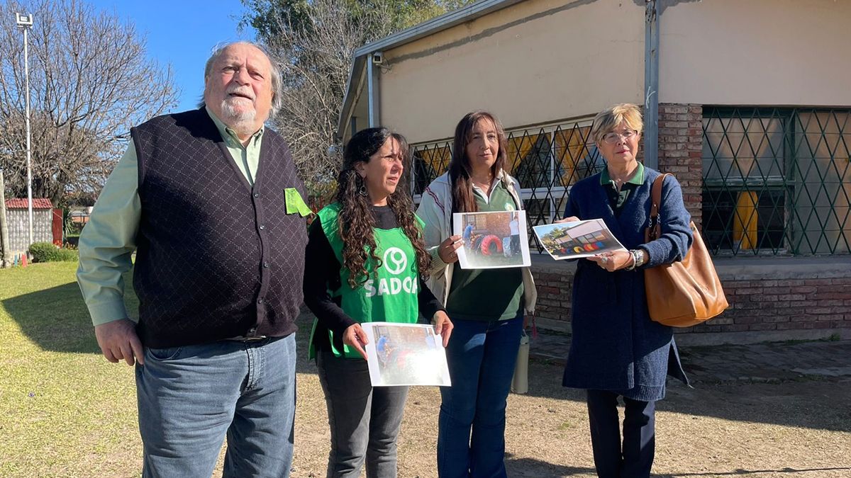 Los dirigentes de Sadop estuvieron en las instalaciones del jardín y dieron una conferencia de prensa. 