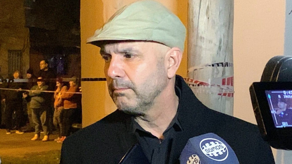 El ministro de Seguridad de Santa Fe, Claudio Brilloni, se trasladó hasta el lugar de los hechos. El ministro de Seguridad de Santa Fe, Claudio Brilloni, se trasladó hasta el lugar de los hechos.