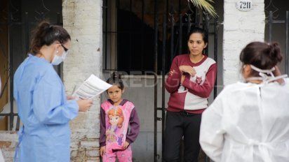 El operativo de testeo comenzó en los barrios Yapeyú, El Abasto y San Agustín.