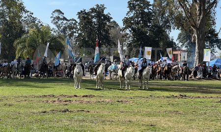 Tras una jornada llena de actividades y una gran convocatoria, finalizó la Expo Rural 2024. Tras una jornada llena de actividades y una gran convocatoria, finalizó la Expo Rural 2024.