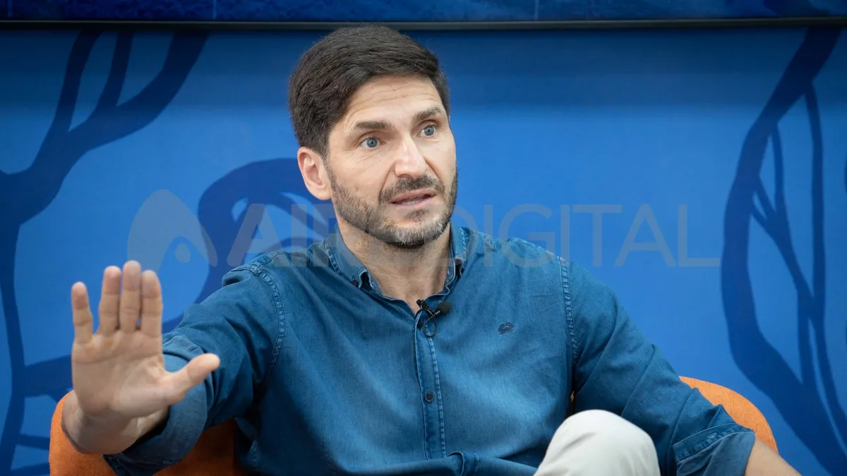 Pullaro asumirá en su cargo el domingo 10 de diciembre para iniciar su gestión el lunes a primera hora de la mañana. Pullaro asumirá en su cargo el domingo 10 de diciembre para iniciar su gestión el lunes a primera hora de la mañana.